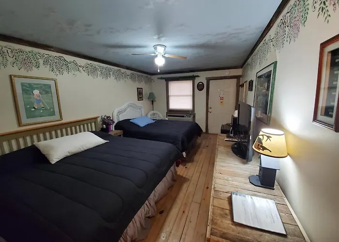 Jamesport Inn