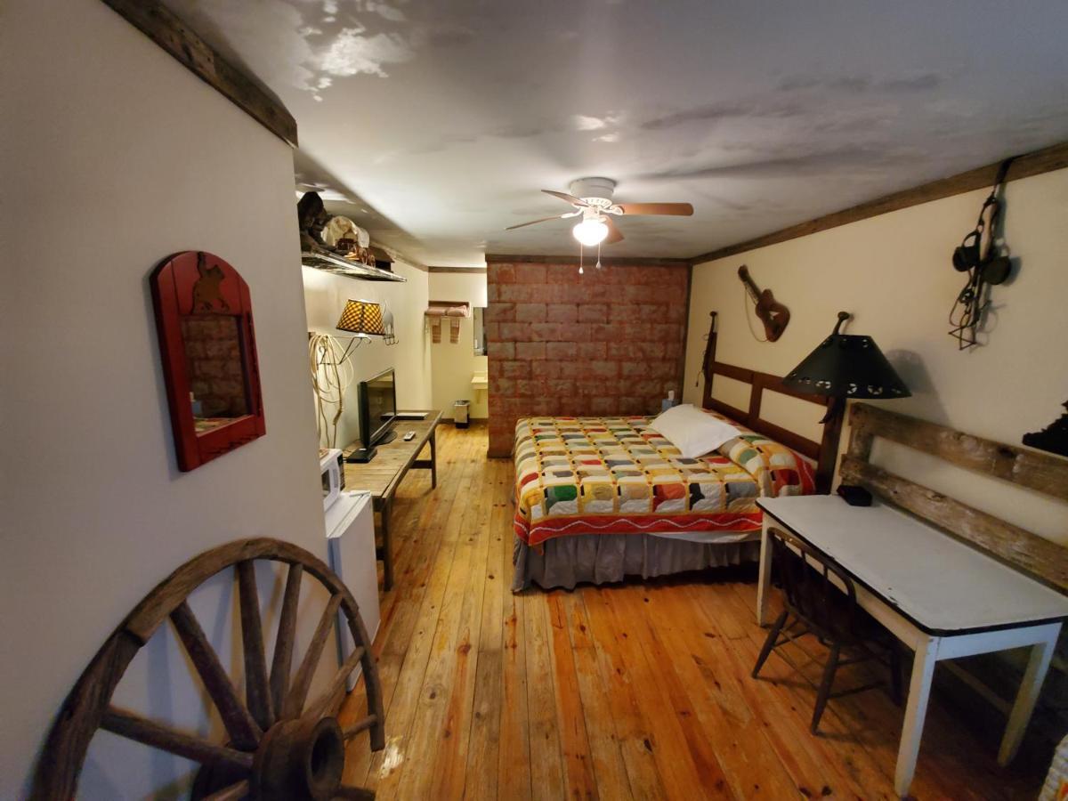 Jamesport Inn